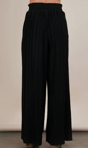 Ronan Black Solid Wide Leg Pleated Pants