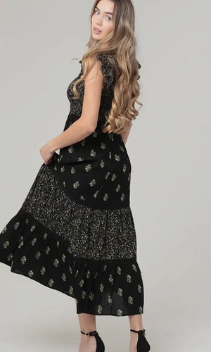 Peyton Cap Sleeve Maxi Dress W Alternating Tiers