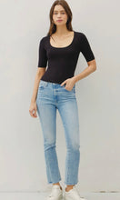 Gjerta Black Basic Short Sleeve Cropped Top