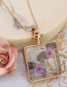 Dried Flower Bottle Pendant Necklace