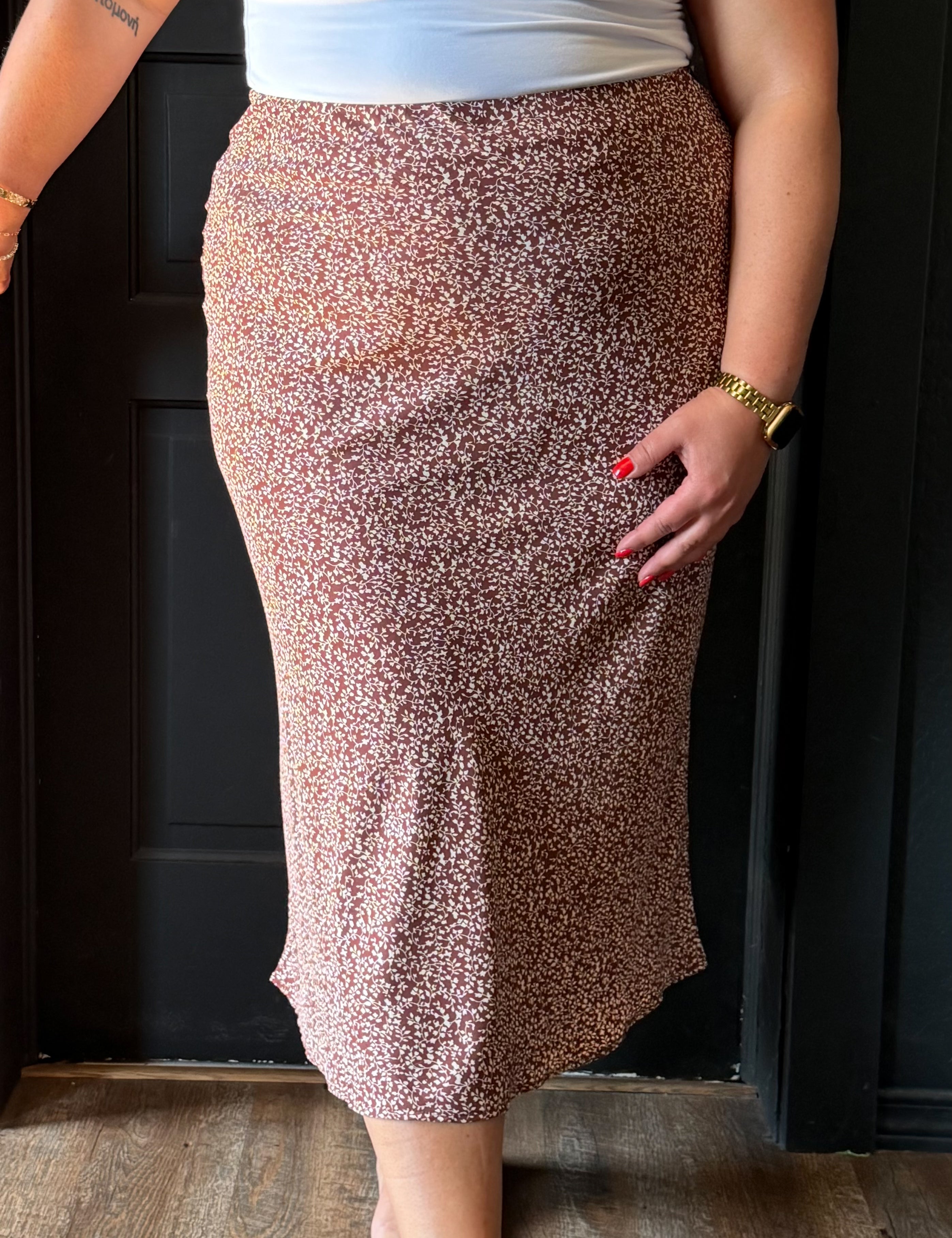 Luna Plus Size Floral Print Midi Skirt W/ Elastic Waistband
