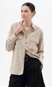 Luz LT. Khaki Lightweight Collared Button Down Long Sleeve Top