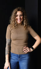 Nylah Barley Ribbed Short Sleeve Mock Neck Sweater