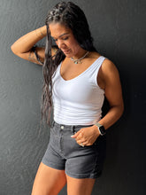 Elana 5 Pockets Cuffed Shorts