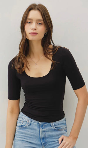 Gjerta Black Basic Short Sleeve Cropped Top