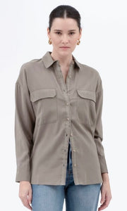 Luz Olive Lightweight Collared Button Down Long Sleeve Top