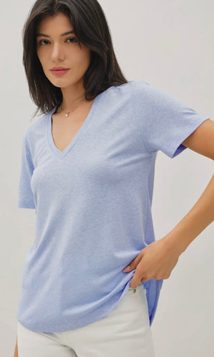 Liam Chambray Loose Fit Basic V-Neck Short Sleeve T-Shirt