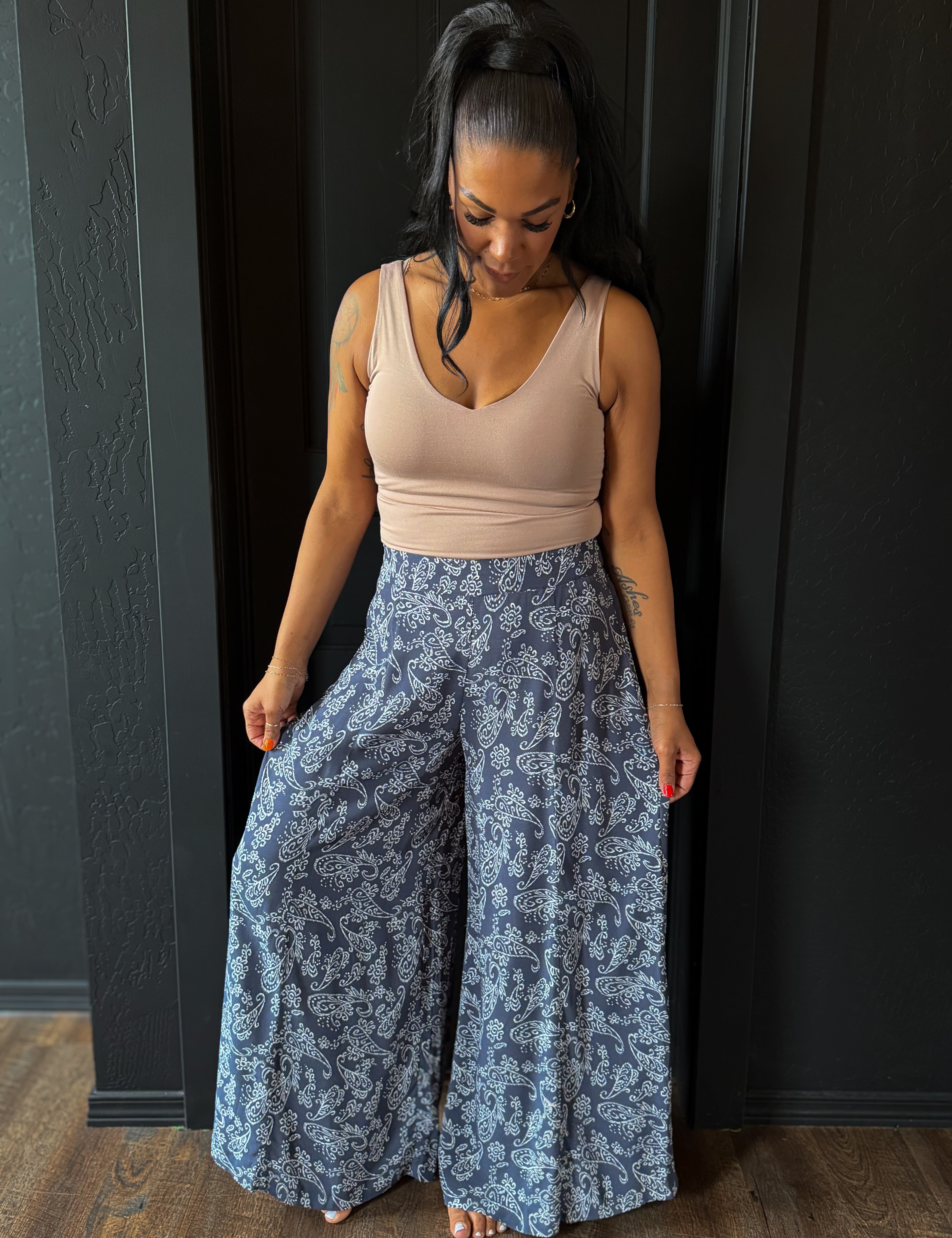 Hume Paisley Floral Printed Wide Leg Flowy Pant