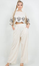Ella Puff Sleeve Embroidery Top