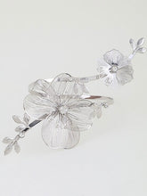 Emilio Delicate Flower Vine Arm Cuff