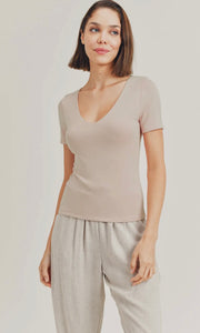 Edith Light Taupe V-Neck Short Sleeve Top