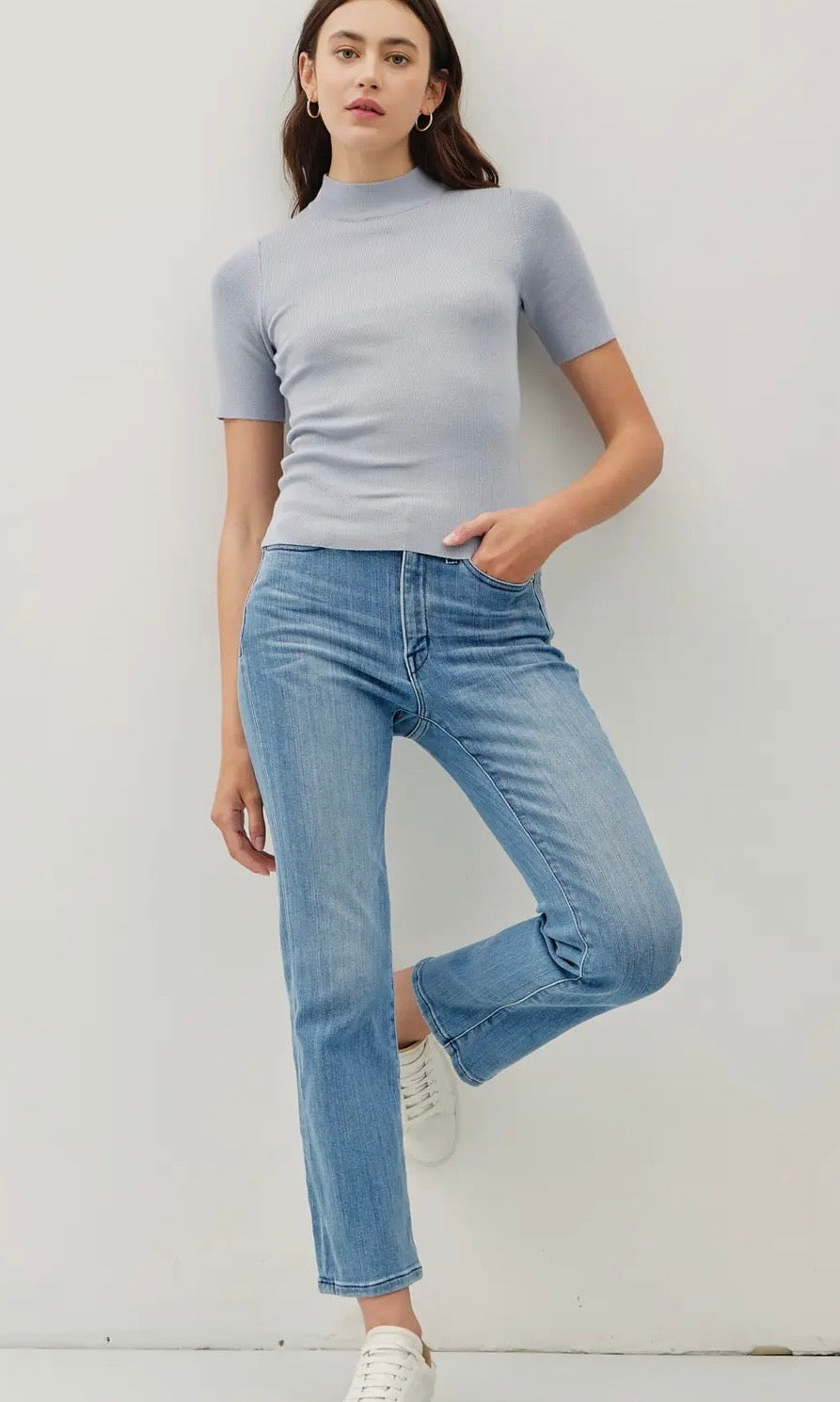 Nylah Dusty Blue Ribbed Short Sleeve Mock Neck Sweater