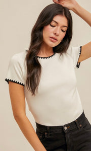 Frida White Contrast Edge Short Sleeve Sweater Knit Tee