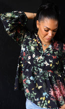 Haisley High Neck Band V Neck Printed Top