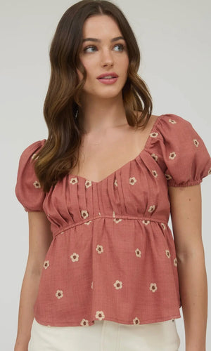 Lia Sienna Embroidered Daisy Puff Sleeve Pleated Blouse