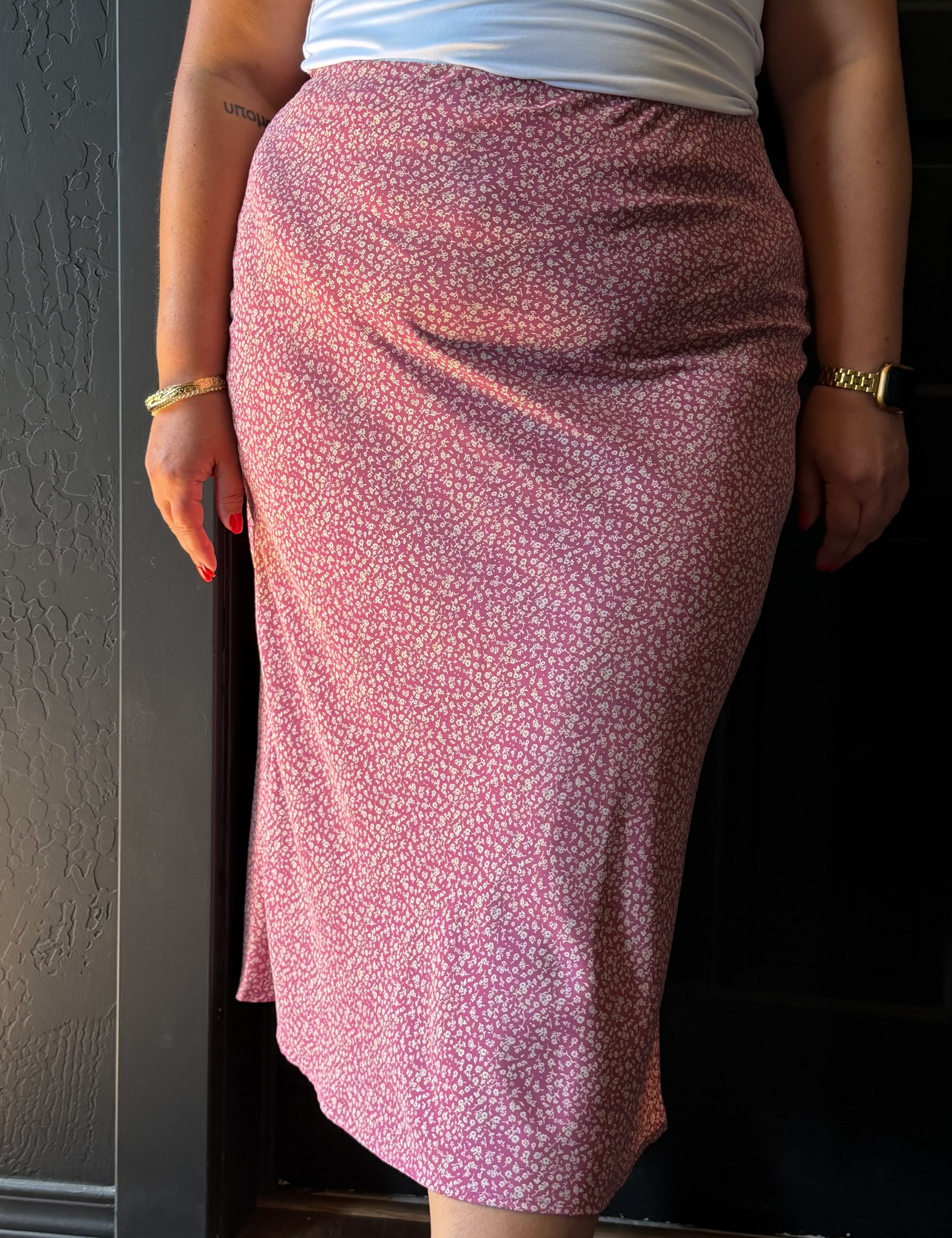 Luna Plus Size Floral Print Midi Skirt W/ Elastic Waistband