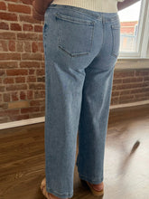 Umeko Mid Rise Seam Detail Front Slit Hem Wide Jeans