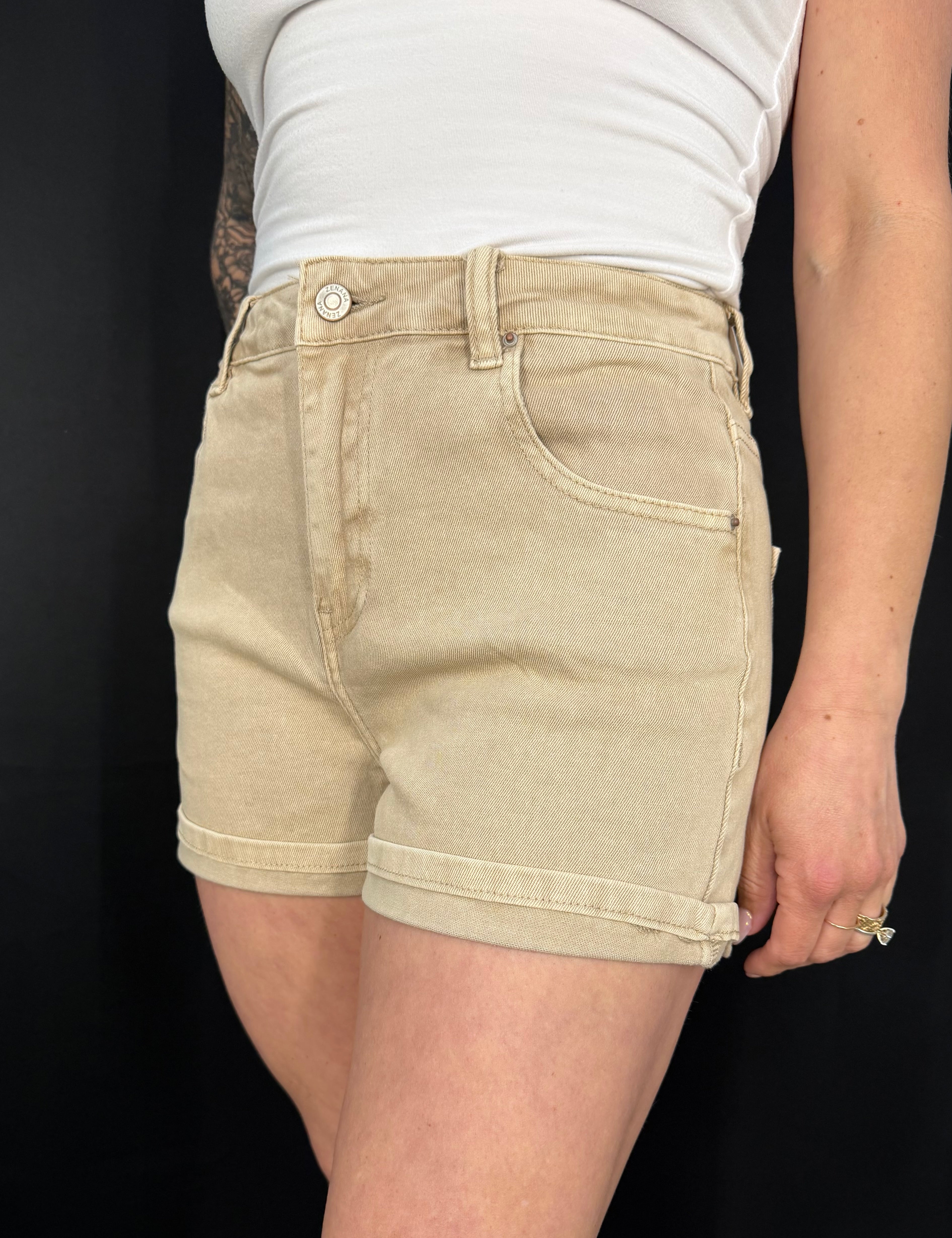 Elana 5 Pockets Cuffed Shorts