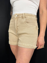 Elana 5 Pockets Cuffed Shorts