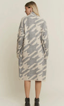 Ruthie Giant Houndstooth Print Cardigan