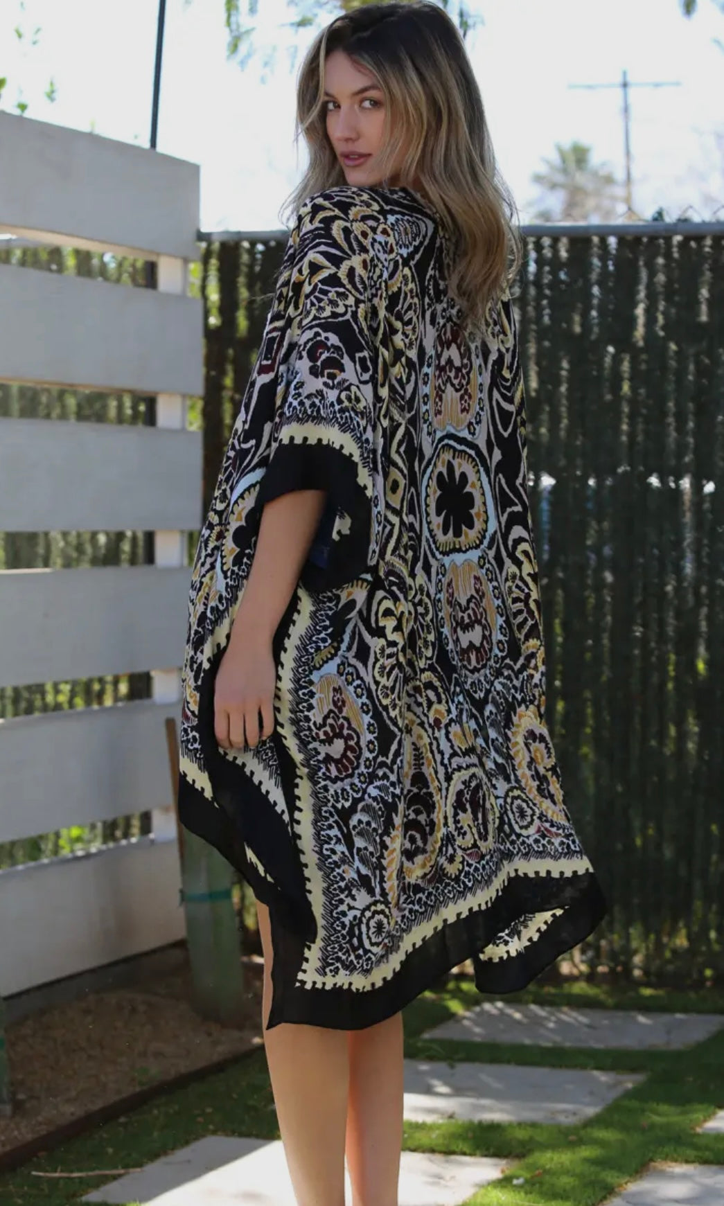 Emmy Printed Kimono