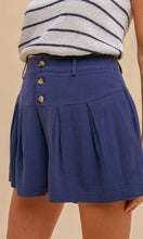 Elizabeth Cotton Linen Pleated Shorts