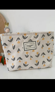 Pax Corduroy Flower Pattern Zipper Makeup