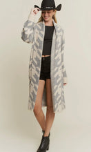 Ruthie Giant Houndstooth Print Cardigan