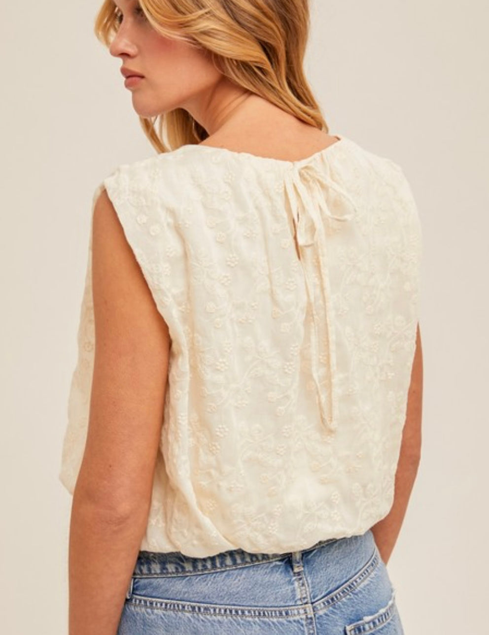 Gob Embroidery Linen Bubble Top