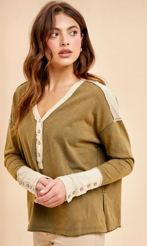 Alan Washed Olive Cotton Button Cuff Knit Top