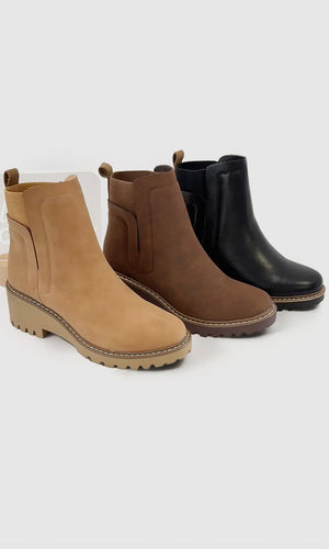 Mandy Round Toe Chelsea Ankle Boot