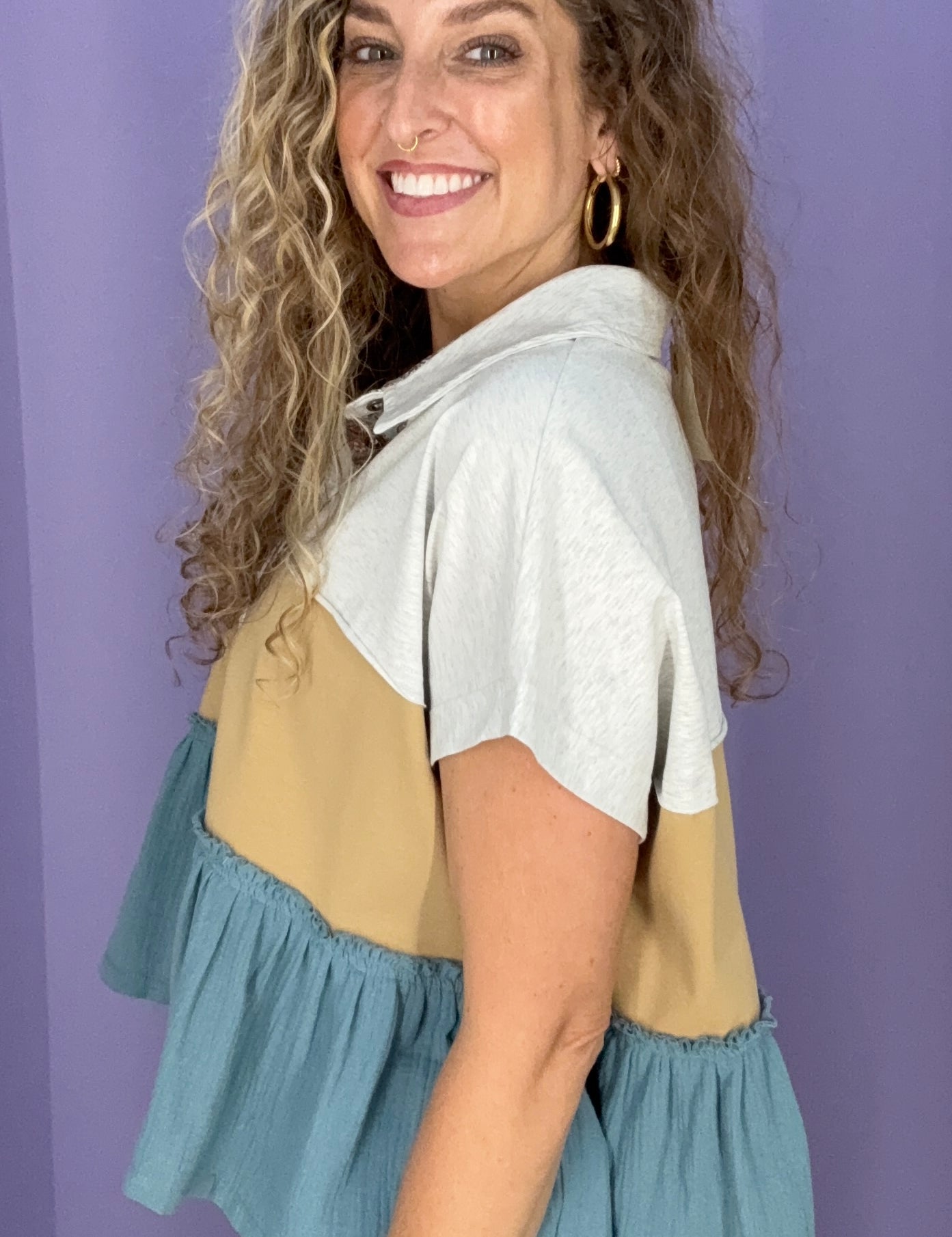 Hugh Color Block Over Sized Tired Crop Top