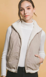 Aclara Ivory Reversible Fleece Side Pocket Vest Jacket