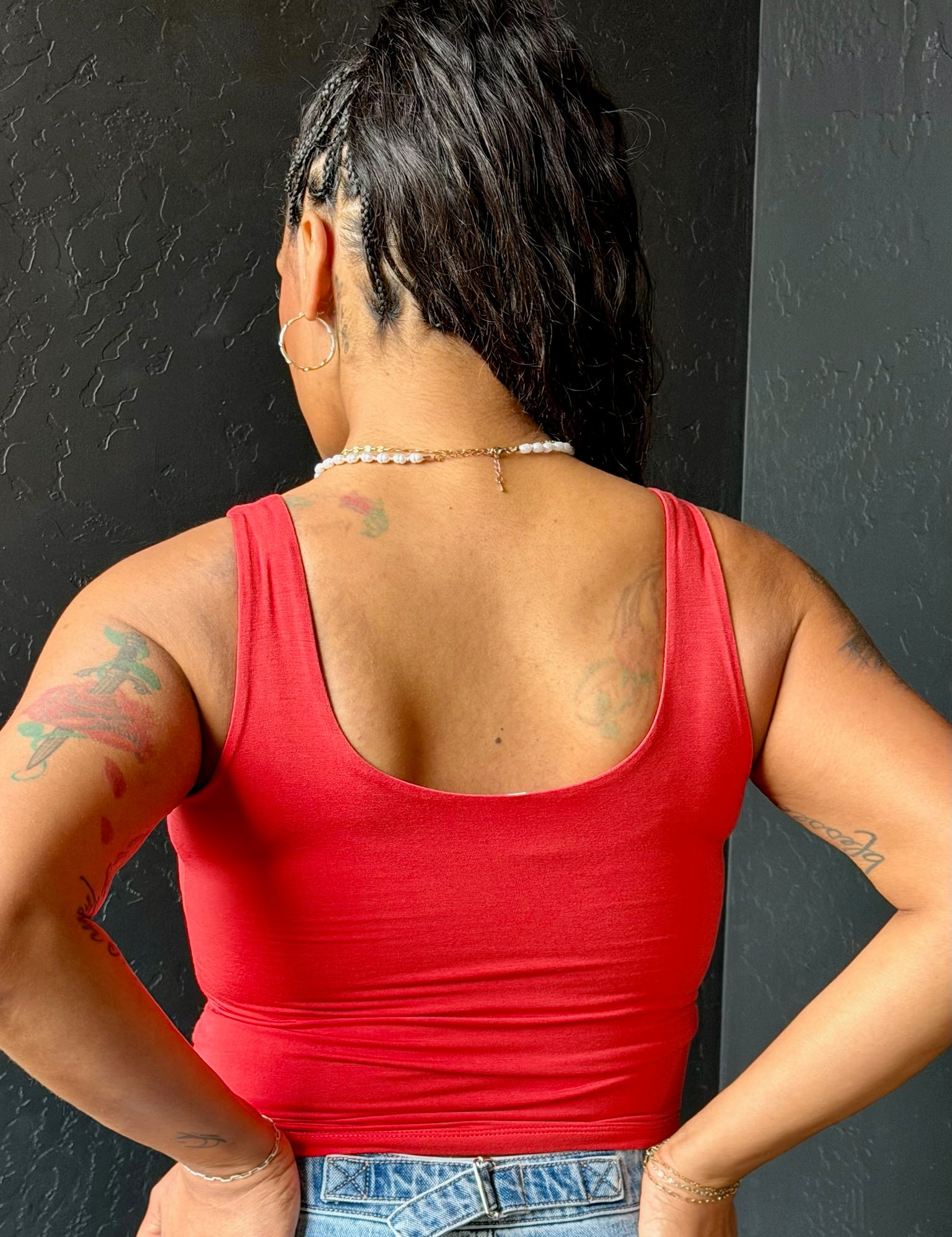 Gaxton Black Basic Scoop Neck Tank
