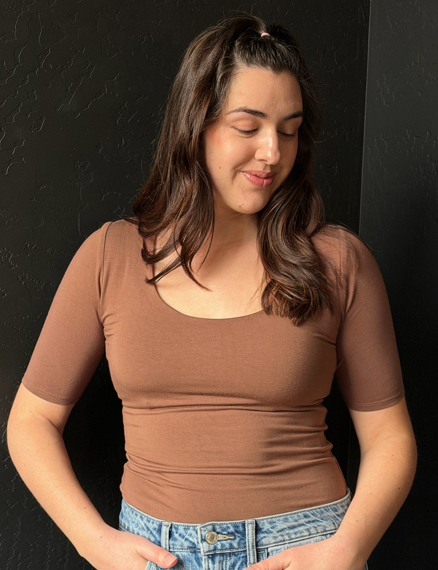 Gjerta Basic Short Sleeve Cropped Top