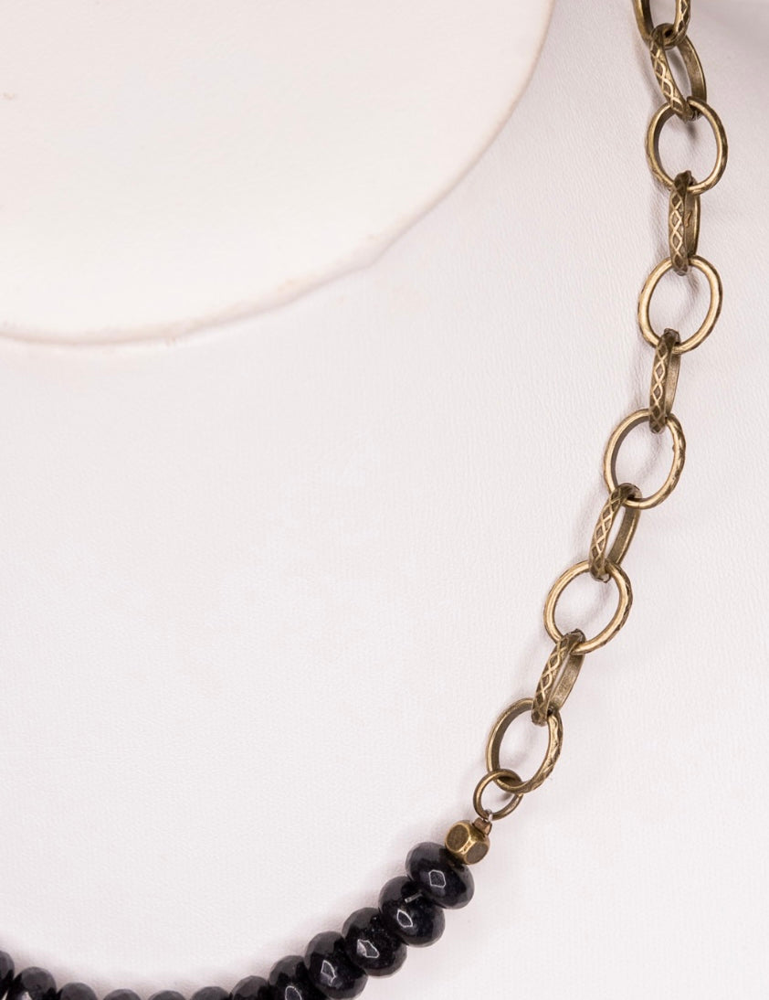 Victoria Black Bead Bronze Chain Short Necklace