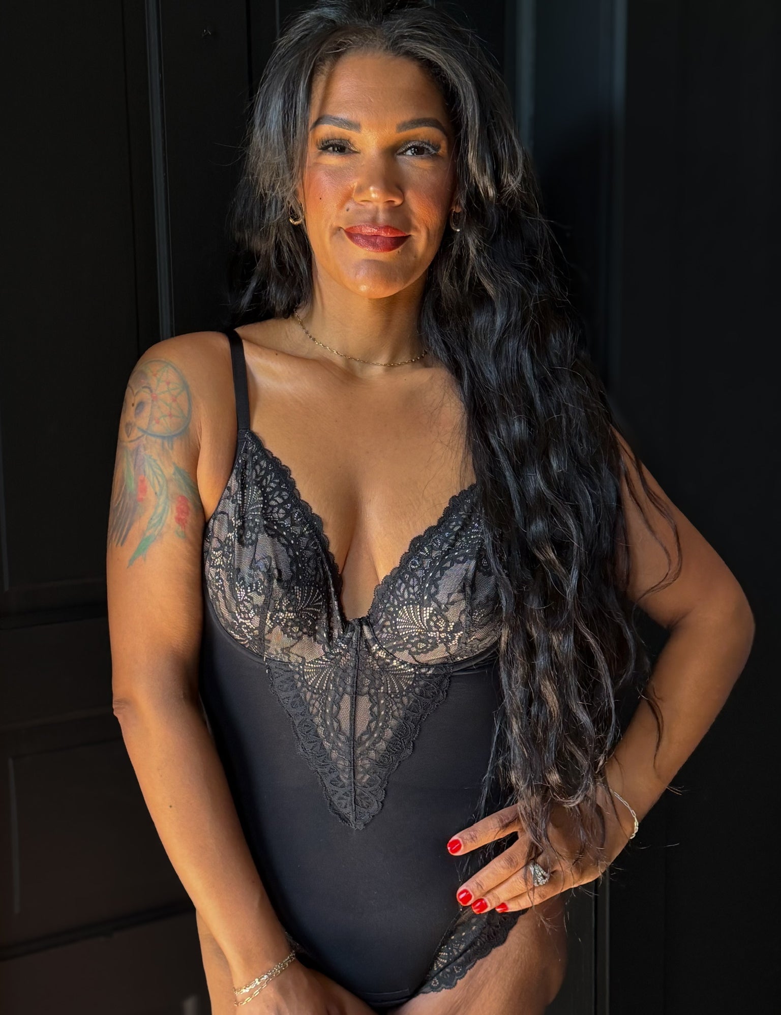 Isabell Seamless Lace V-Neck Shapewear Bodysuit