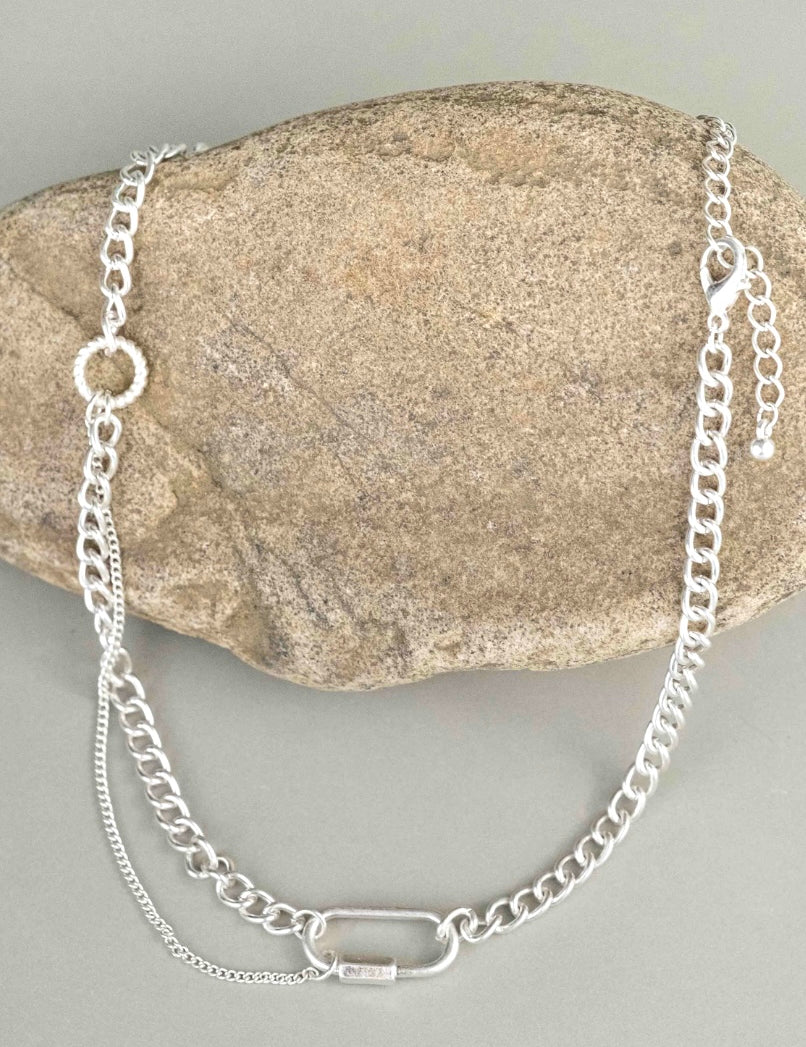 Silver short Chain necklace 