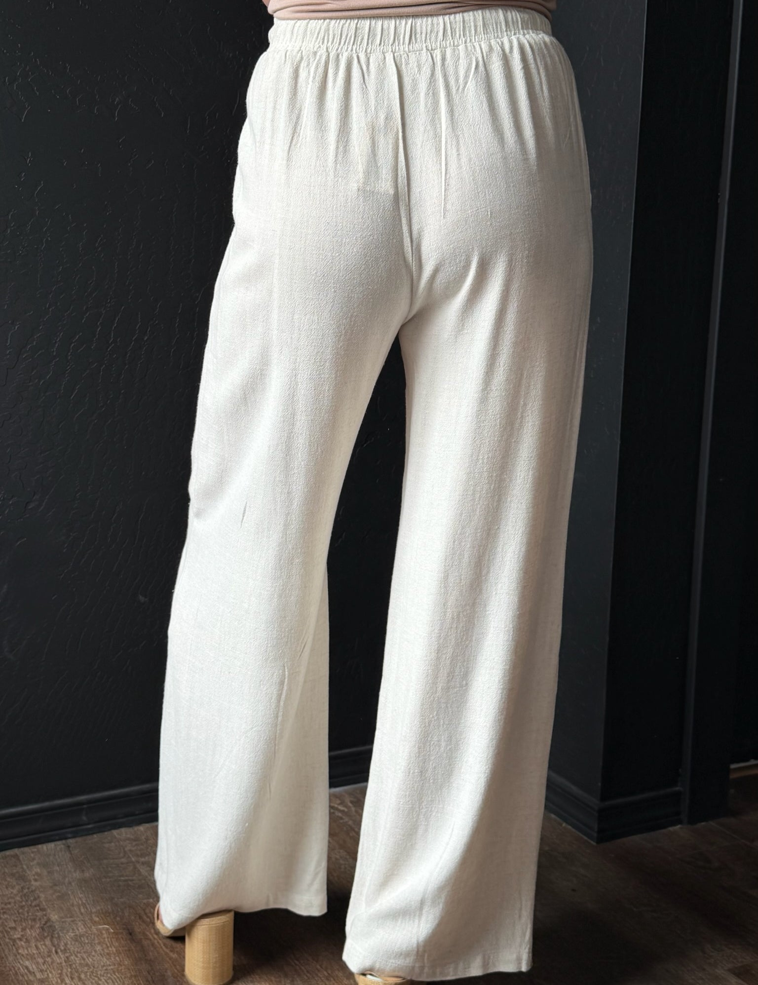Titus Natural Crochet Pockets Cropped Pant