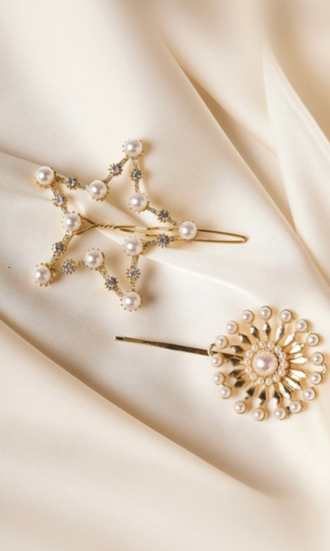 Belle Gold Pearl and Rhinestone Star Hair Pin Set Of 2