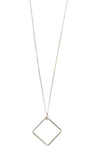 Necklace Chic Silver Diamond Shaped Pendant Necklace
